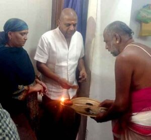 Read more about the article ಹ್ಯಾಟ್ರಿಕ್ ಹೀರೋ ಶಿವರಾಜ್ ಕುಮಾರ ವಿಶೇಷ ಪೂಜೆ